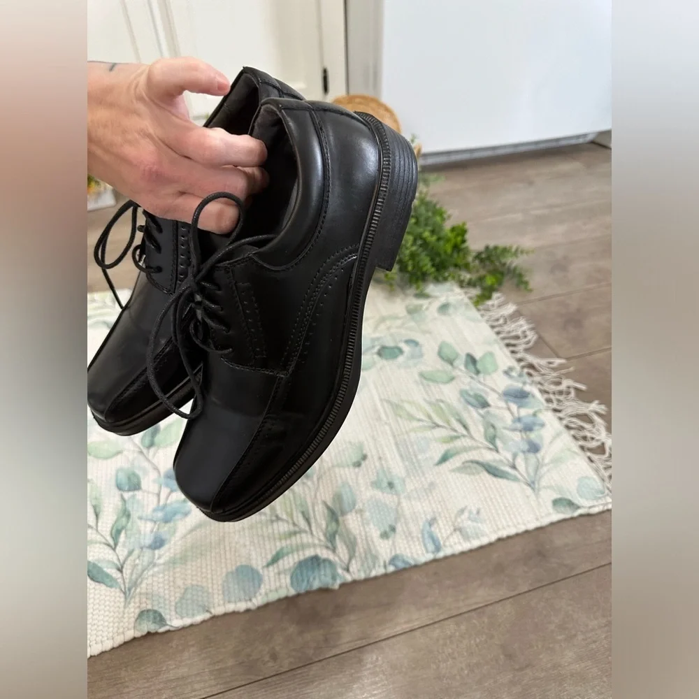 Classic Black Leather Men's Dress Shoes
